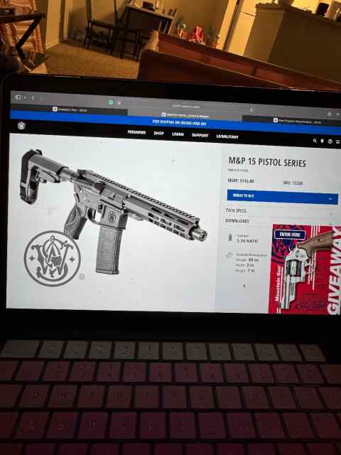 M&amp;P 15 pistol 556
