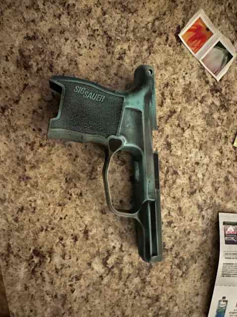 Distressed Tiffany Blue grip frame p365
