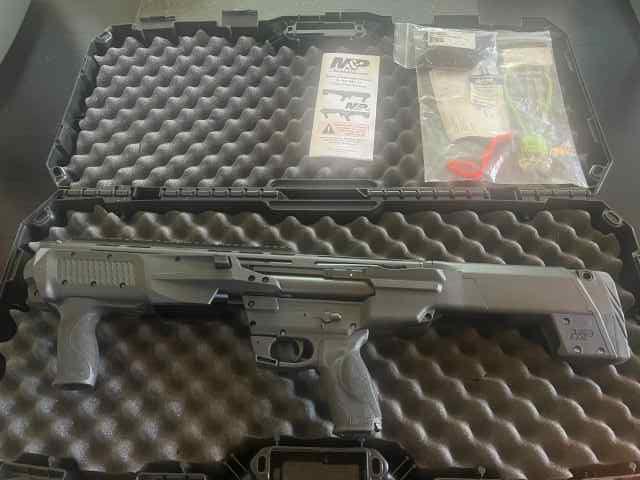 Smith &amp; Wesson M&amp;P12 – 12 Gauge Pump Shotgun 
