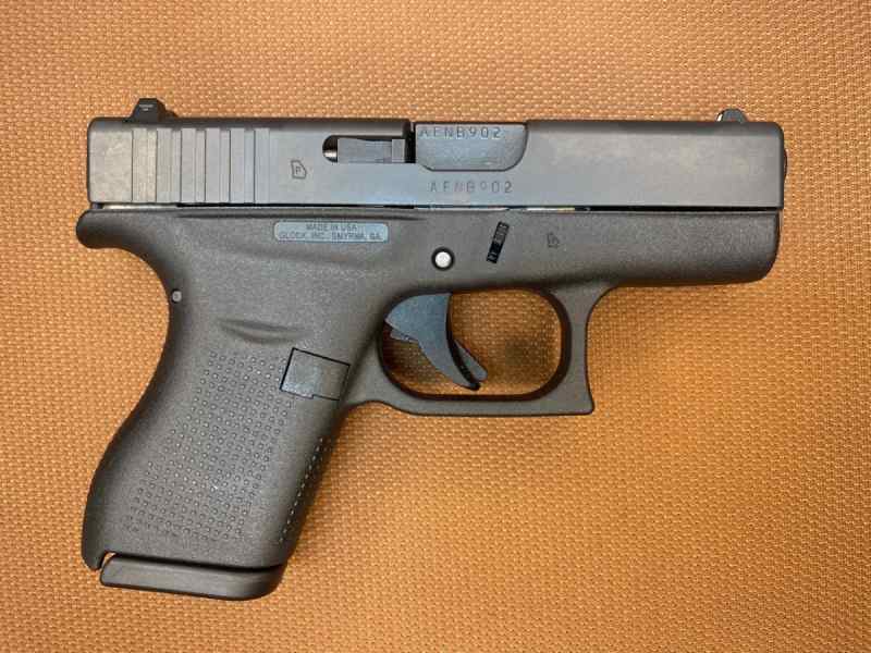 NEW IN BOX - Glock G42 - 
