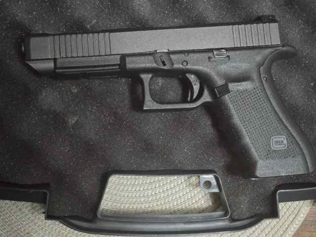 Glock 17 w/ 34 Slide 
